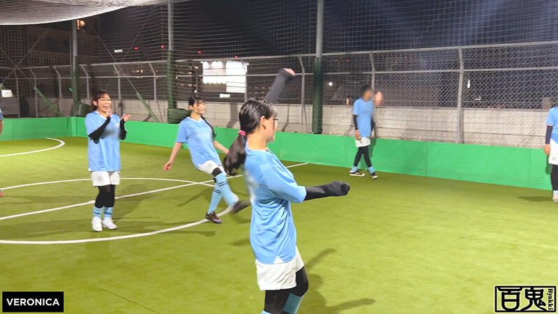 【VR動画】1vrnc00041｜｜某大学フットサルサークル【さくら、もも、ひまり】～さくら編～