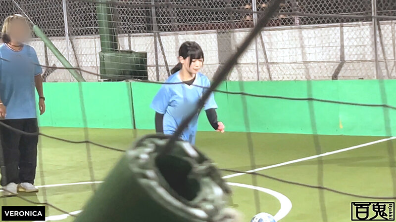 【VR動画】1vrnc00042｜｜某大学フットサルサークル【さくら、もも、ひまり】～もも＆ひまり編～