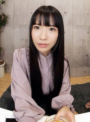【VR動画】aqula00025｜希咲那奈｜【VR】サークル仲間での宅飲みにずっと気になってるあの子も来た。何かを期待してこっそりコンドームを用意していたのに僕がウトウトっとしている隙に陽キャヤリチンが手を出し始め… 希咲那奈